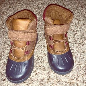 Toddler boots-Carter size 8
